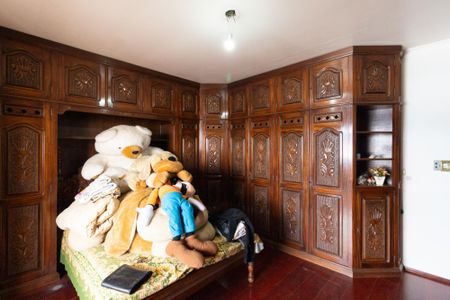 Casa à venda com 375m², 4 quartos e 1 vagaQuarto 1