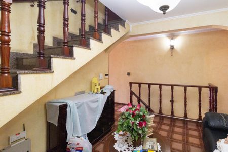 Casa à venda com 375m², 4 quartos e 1 vagaSala