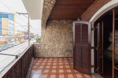 Sacada do quarto 1 de casa à venda com 4 quartos, 375m² em Veloso, Osasco