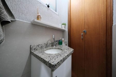 Casa de condomínio para alugar com 115m², 3 quartos e 2 vagasLavabo