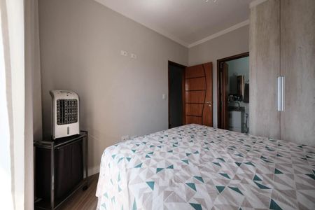 Casa de condomínio para alugar com 115m², 3 quartos e 2 vagasSuíte