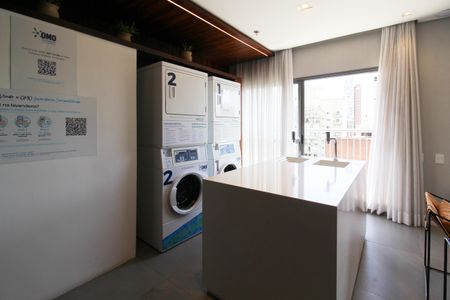 Studio para alugar com 21m², 1 quarto e sem vaga Studio para alugar com 21m², 1 quarto e sem vagaLavanderia