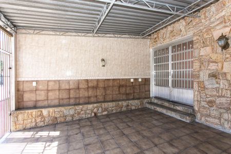 Casa à venda com 301m², 3 quartos e 3 vagasGaragem