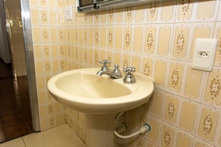 Casa à venda com 301m², 3 quartos e 3 vagasBanheiro