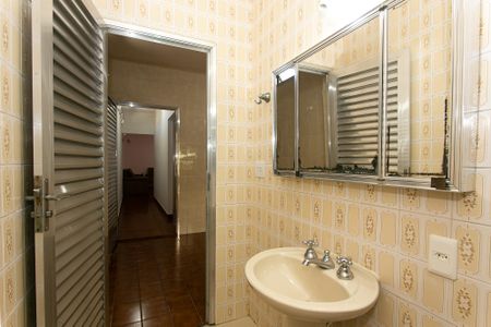 Casa à venda com 301m², 3 quartos e 3 vagasBanheiro