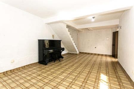 Casa à venda com 301m², 3 quartos e 3 vagasEdícula - Sala