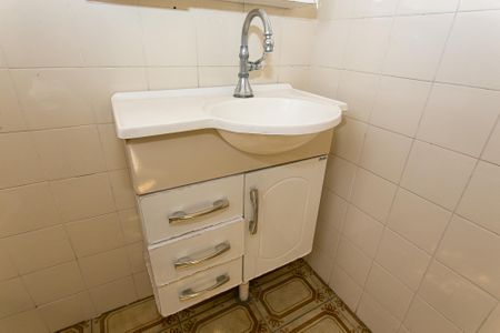 Casa à venda com 301m², 3 quartos e 3 vagasEdícula - Banheiro da Suíte