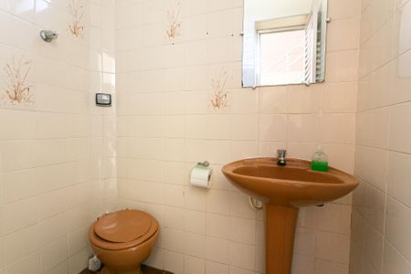 Casa à venda com 301m², 3 quartos e 3 vagasBanheiro de Serviço