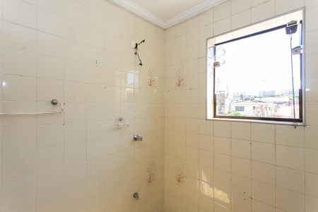 Casa à venda com 301m², 3 quartos e 3 vagasEdícula - Banheiro da Suíte