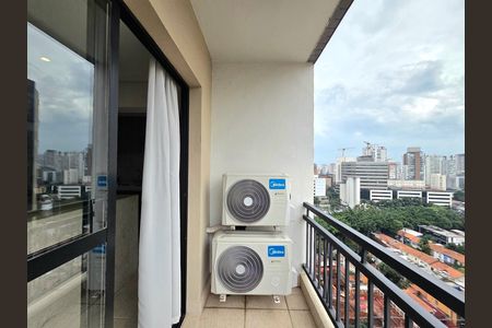 Apartamento para alugar com 65m², 1 quarto e 1 vaga Apartamento para alugar com 65m², 1 quarto e 1 vagaVaranda