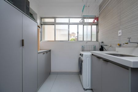 Apartamento à venda com 78m², 3 quartos e 1 vagaÁrea de Serviço