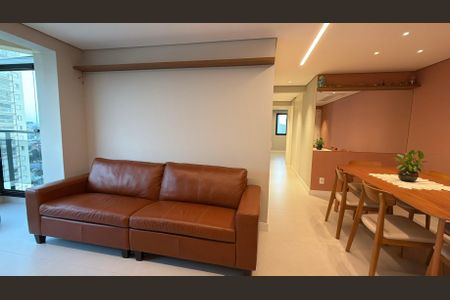 Apartamento à venda com 80m², 3 quartos e 2 vagasSala