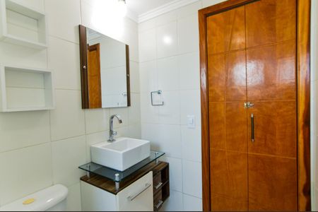 Apartamento à venda com 61m², 2 quartos e 1 vagaBanheiro Social