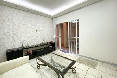 Sala de apartamento à venda com 3 quartos, 100m² em São Pedro, Belo Horizonte