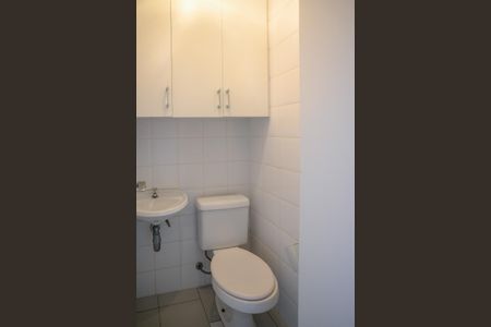 Apartamento para alugar com 93m², 3 quartos e 2 vagasBanheiro de Serviço