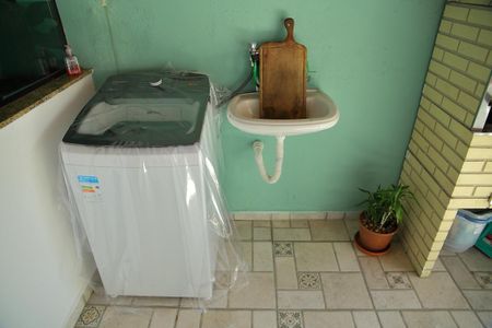 Casa à venda com 380m², 5 quartos e 2 vagasÁrea de Serviço casa 1 