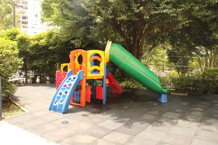 Apartamento para alugar com 62m², 2 quartos e 1 vagaÁrea comum - Playground