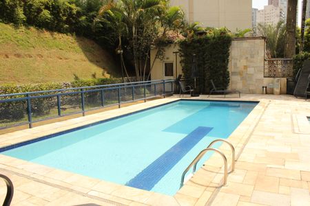 Apartamento para alugar com 62m², 2 quartos e 1 vagaÁrea comum - Piscina