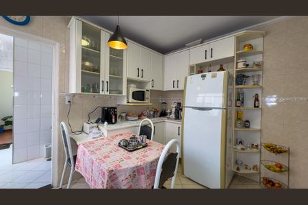 Apartamento à venda com 105m², 2 quartos e sem vaga Apartamento à venda com 105m², 2 quartos e sem vagaCozinha