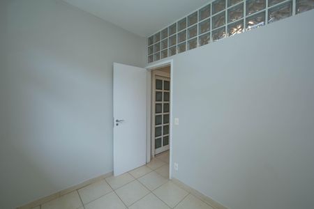 Casa para alugar com 400m², 4 quartos e 4 vagas Casa para alugar com 400m², 4 quartos e 4 vagasESCRITORIO