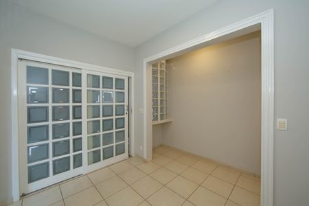 Casa para alugar com 400m², 4 quartos e 4 vagas Casa para alugar com 400m², 4 quartos e 4 vagasSALA