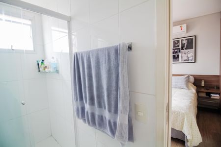 Apartamento à venda com 112m², 3 quartos e 2 vagas Apartamento à venda com 112m², 3 quartos e 2 vagasQuarto 1 - Suite - Banheiro 1