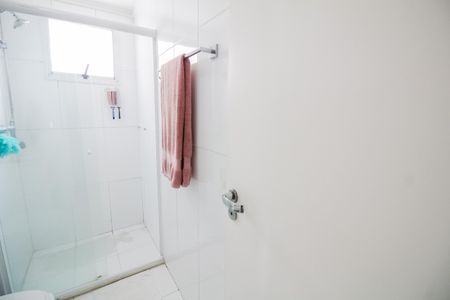 Apartamento à venda com 112m², 3 quartos e 2 vagas Apartamento à venda com 112m², 3 quartos e 2 vagasBanheiro 2