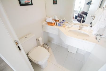 Apartamento à venda com 112m², 3 quartos e 2 vagas Apartamento à venda com 112m², 3 quartos e 2 vagasBanheiro 3 - Lavabo