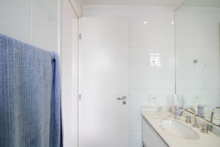 Apartamento à venda com 112m², 3 quartos e 2 vagas Apartamento à venda com 112m², 3 quartos e 2 vagasQuarto 1 - Suite - Banheiro 1