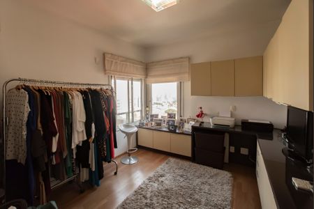 Apartamento para alugar com 193m², 4 quartos e 3 vagasQuarto/Escritório