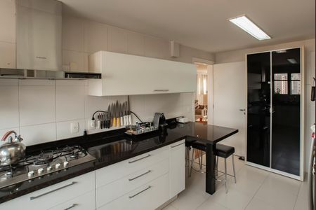 Apartamento para alugar com 193m², 4 quartos e 3 vagasCozinha