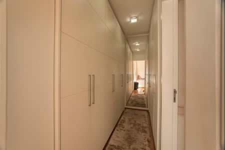 Apartamento para alugar com 193m², 4 quartos e 3 vagasSuíte 3 - Closet