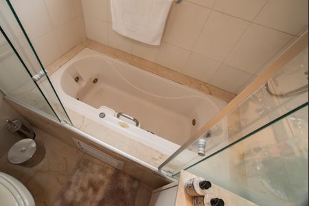 Apartamento para alugar com 193m², 4 quartos e 3 vagasBanheiro da Suíte 3