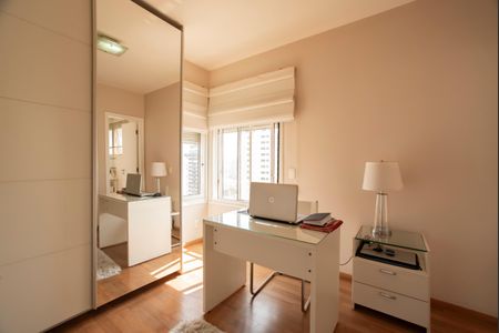 Apartamento para alugar com 193m², 4 quartos e 3 vagasSuíte 2