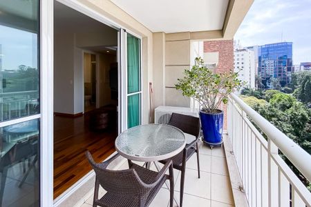 Apartamento à venda com 57m², 2 quartos e 1 vaga Apartamento à venda com 57m², 2 quartos e 1 vagaVaranda / Área de Serviço