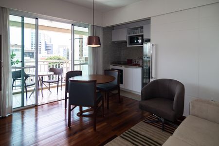 Sala Cozinha de apartamento para alugar com 2 quartos, 57m² em Bela Vista, São Paulo