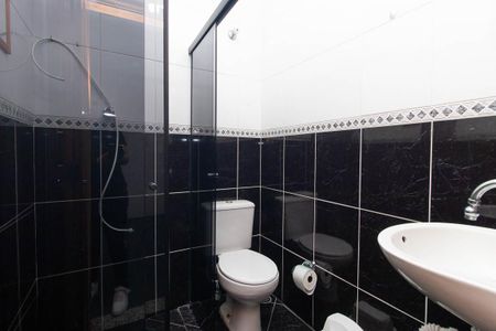 Casa para alugar com 300m², 4 quartos e 2 vagas Casa para alugar com 300m², 4 quartos e 2 vagasBanheiro da Suíte 3