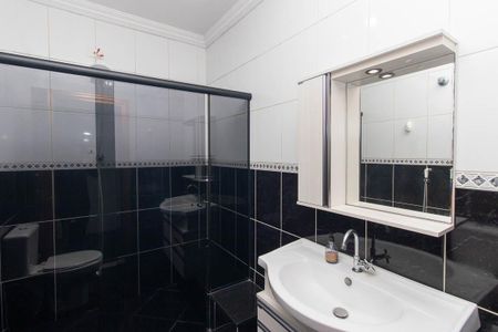 Casa para alugar com 300m², 4 quartos e 2 vagasBanheiro da Suíte 1