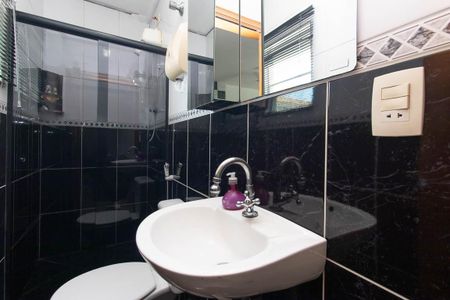 Casa para alugar com 300m², 4 quartos e 2 vagasBanheiro da Suíte 4