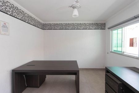 Casa para alugar com 300m², 4 quartos e 2 vagasQuarto 4