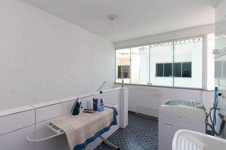 Casa para alugar com 300m², 4 quartos e 2 vagasÁrea de Serviço