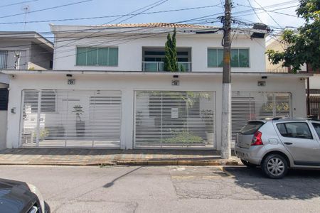 Casa para alugar com 300m², 4 quartos e 2 vagasFachada