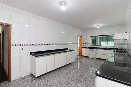 Casa para alugar com 300m², 4 quartos e 2 vagasCozinha