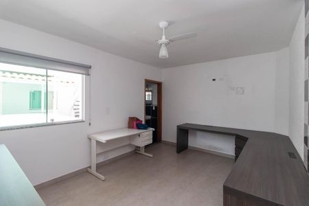 Casa para alugar com 300m², 4 quartos e 2 vagasQuarto Suíte 4