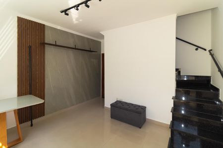 Sala de casa de condomínio para alugar com 2 quartos, 69m² em Vila Formosa, São Paulo