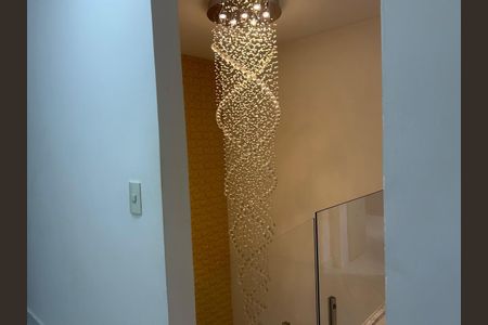 Casa de condomínio à venda com 480m², 3 quartos e 1 vagaSala