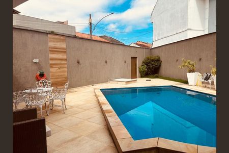 Casa de condomínio à venda com 480m², 3 quartos e 1 vagaÁrea externa