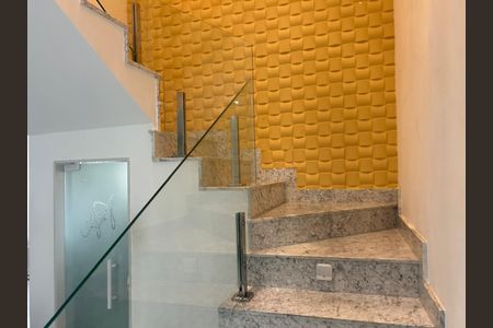 Casa de condomínio à venda com 480m², 3 quartos e 1 vagaSala