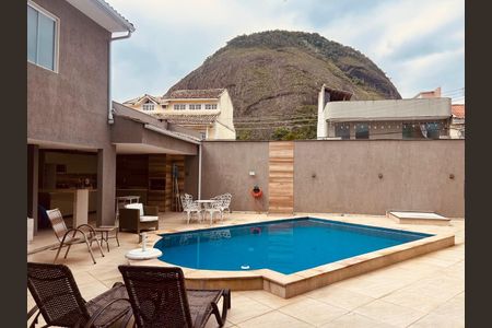 Casa de condomínio à venda com 480m², 3 quartos e 1 vagaÁrea externa