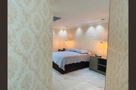 Casa de condomínio à venda com 480m², 3 quartos e 1 vagaQuarto 